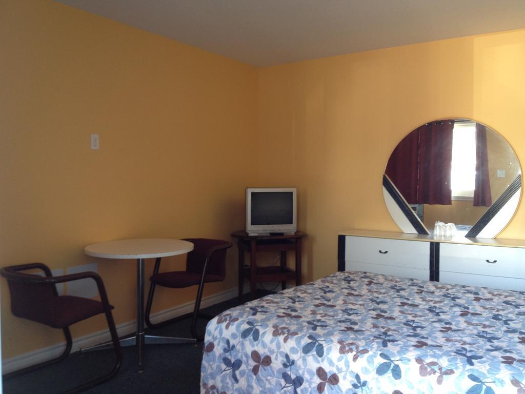 Motel Saint-Jacques Montreal Luaran gambar
